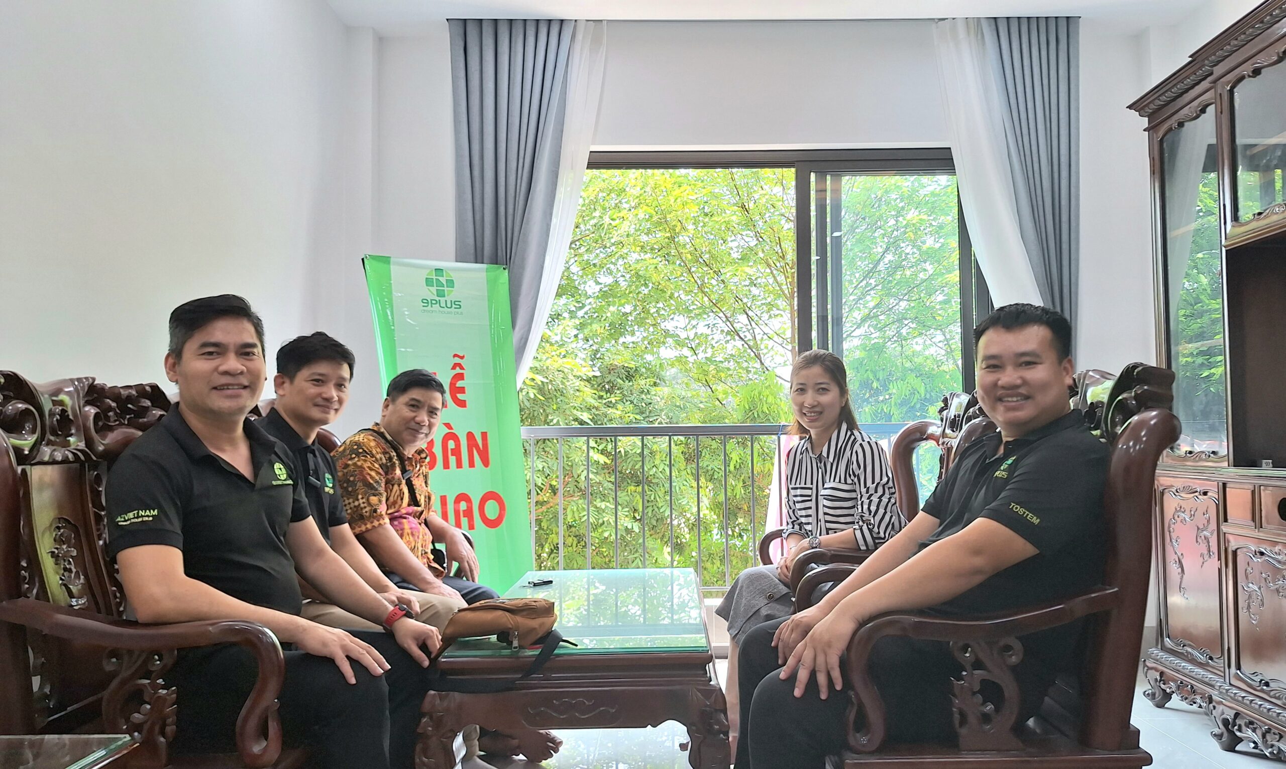 BÀN GIAO CÔNG TRÌNH NHÀ CHÚ VỤ
