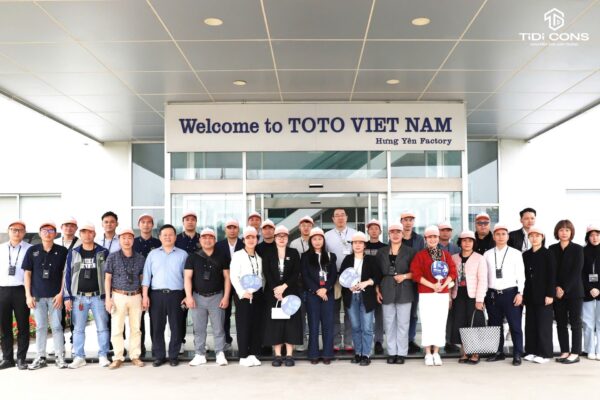 9PLUS THĂM NHÀ MÁY TOTO VIỆT NAM